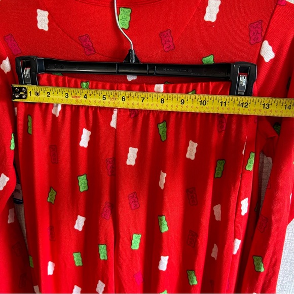 NWT XS JCPenny Haribo Red Gummy Bear Christmas Pajama Set - Picture 12 of 12